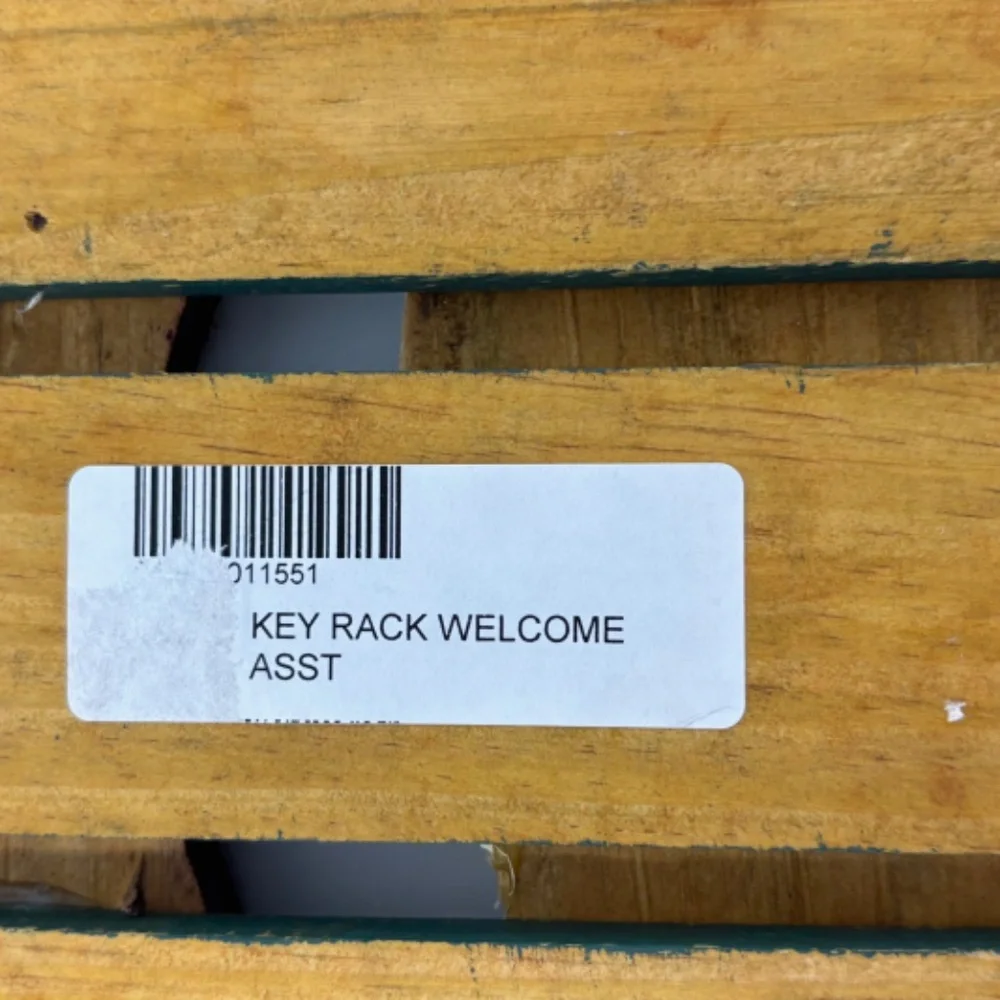 Rustic Wooden Welcome Sign White Black Pig Green Picket Fence Three Key Hooks